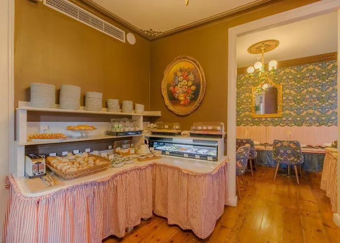 Solar Dos PoetasAlbergo